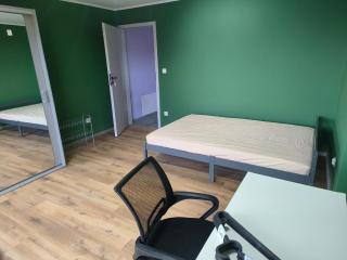 Reduced prices, furnished room, minimum 1 month - 3