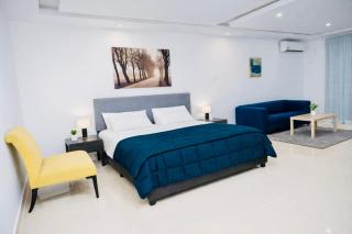 Tris Estates Hotel & Suites - 9