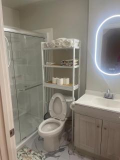 Stylish Private Home In Winnipeg - 1