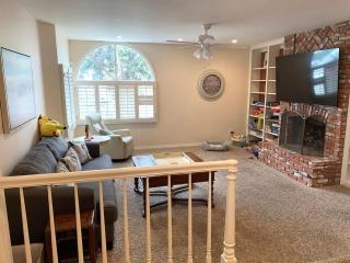 Marbella Lane - 3BR Coastal Charm in Seal Beach - 5