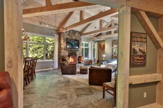 Slopeside Estate Luxurious Home on Great Eastern - Ski On Ski Off, Hot Tub, Private Shuttle - 3