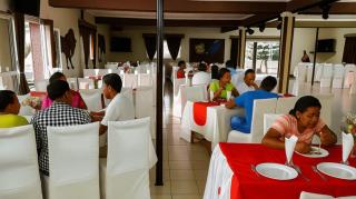 Hôtel restaurant le MIAMIAM GLOUGLOU - 4