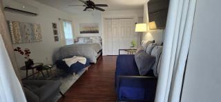 Cozy Tampa Studio Apartment Best Deal - 4