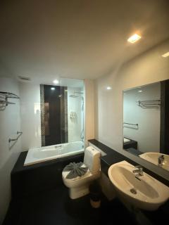 Phuket Rawai beachfront by Tris - 8