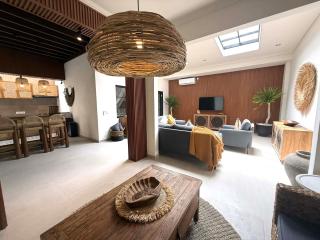 de CINTA Villa - KUTA - 6 bedrooms - Heart of Kuta - 4