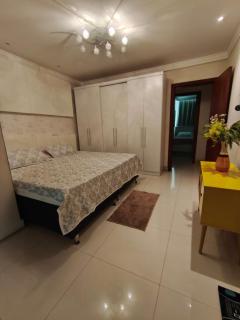 Casa Espaçosa com Piscina e Área Gourmet para Temporada - 8