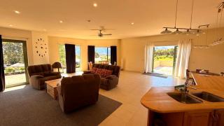 Spacious Family Home - Collingwood Golden Bay - 4