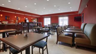 Best Western Plus - Magee Inn & Suites - Magee - 9