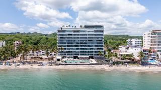 Bantay Beachfront Living - Ocean Views & Luxury Amenities - 5