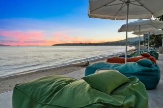 Bantay Beachfront Living - Ocean Views & Luxury Amenities - 2