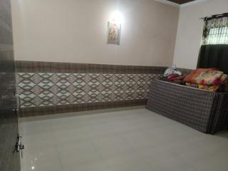 Shyama kunj asharm10 minutes away from Premanand jee - 2