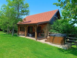 Holiday Home "Sleme" with jacuzzi, big garden and arbor with fireplace - 0