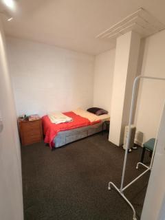 Traveler Cosy Room - No Windows - 0