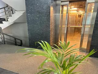 ARBIN HOTEL Akshay Premium suites 1 BHK Serviced Apartments Near Artemis Hospital Sector 52 - 5