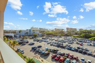 2BR2BA Condo w/ Pool & Gym – Walk to Palm Beach! - 6