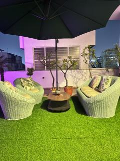 Flora A rooftop with serenity and peace - 5