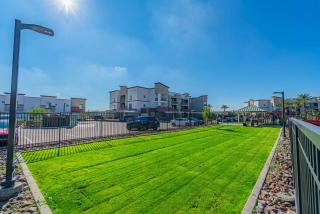 Near Stadium with Balcony Pool Gym Parking and W D - 6