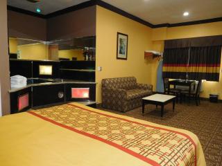Diamond Inn - 3