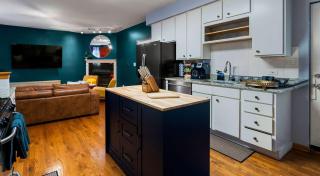 Pool Table, PingPong, Arcade, 2-Car Parking, 3 Floors - 7