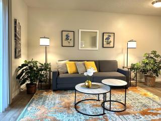 Cozy One-Bedroom Haven with Big Balcony - 9