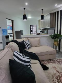 Private 2BR Bungalow in Quiet Green Gated Estate - 9