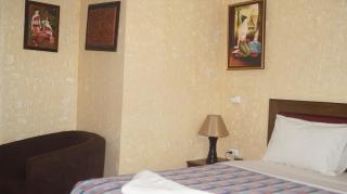 Queen Victoria Inn - Pattaya - 9