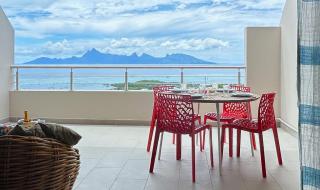 Brand NEW, breathtaking panoramic view on lagoon and Moorea - 3