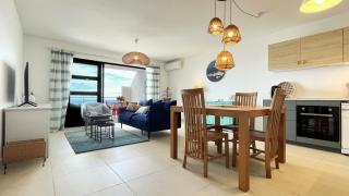 Brand NEW, breathtaking panoramic view on lagoon and Moorea - 1