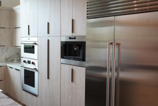 The Hollywood House - 6