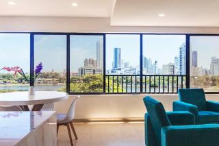 Modern duplex - Stunning views ! - 3