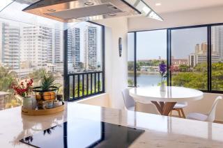 Modern duplex - Stunning views ! - 4