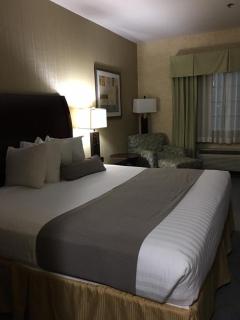 Best Western Plus Wasco Inn & Suites - Wasco - 1