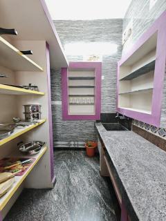 HOMESTAY & HOTEL - 2BHK AND 3 BHK Near CMC , TEMPLE , NARUVI , VIT & RAILWAY STATION - Vellore - 4