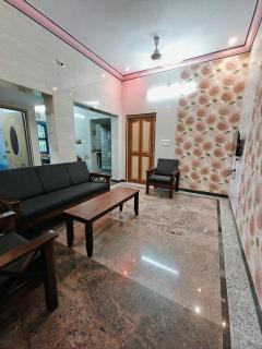 HOMESTAY & HOTEL - 2BHK AND 3 BHK Near CMC , TEMPLE , NARUVI , VIT & RAILWAY STATION - Vellore - 5