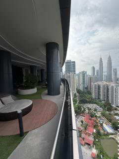 Eaton Residence KLCC by Glamour Home - 6