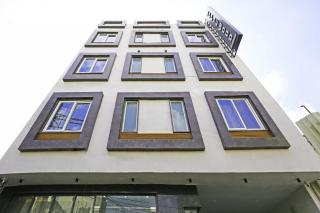 Hotel Apple Wood Delhi Airport With Free Airport Drop - 3