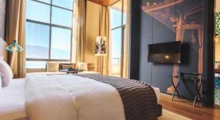 Erhai Lake Seclusion Life - Dali - 2