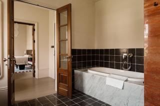 Sunyata Ren'ai Hall Hotel - 7