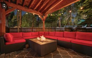 Tahoe Cabin - Hot Tub, Fire Pit, Pool Table, minutes from Heavenly - 0