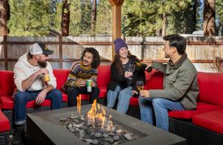 Tahoe Cabin - Hot Tub, Fire Pit, Pool Table, minutes from Heavenly - 4