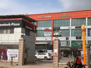 SKYKLASS Luxury home serviced apartment 24hrs Light smart tv smart home and water heater - 2