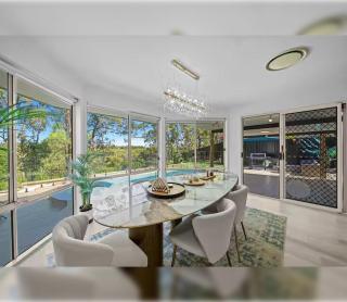 4BR Coomera Views! Prime Gold Coast Near Beaches - 7