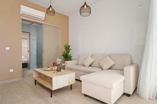 SunnyVillas Suite Mythical GYM Swimming Pool S19 - 8