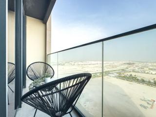 Premium - Big Studio with Balcony - Near to NYU University and Saadiyat Cultural District - Designer's Choice - 7