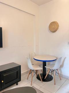 Buxton Point Kandy Three Bedroom Family House - 3