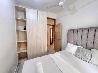 Buxton Point Kandy Three Bedroom Family House - 4