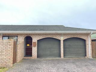 The Dunes Holiday Home - 0