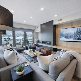 Luxury King's Crown Condo Ski-In Out condo - 4