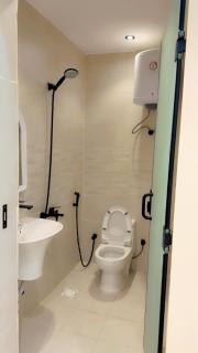 شقة استديو فخمه وانيقه وجلسة استكنان خارجيه - 1