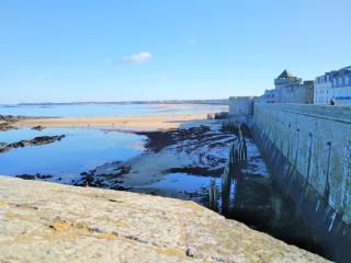 Grand studio très lumineux au coeur de Solidor - 5